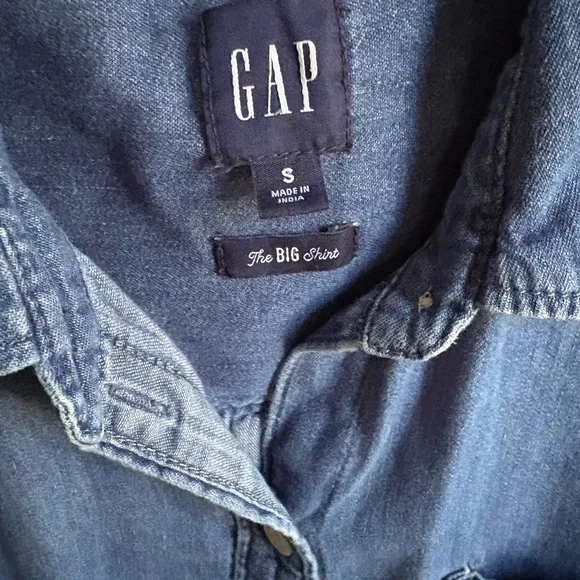 GAP Indigo denim Button-Up Shirt, Size S - Picture 2 of 4